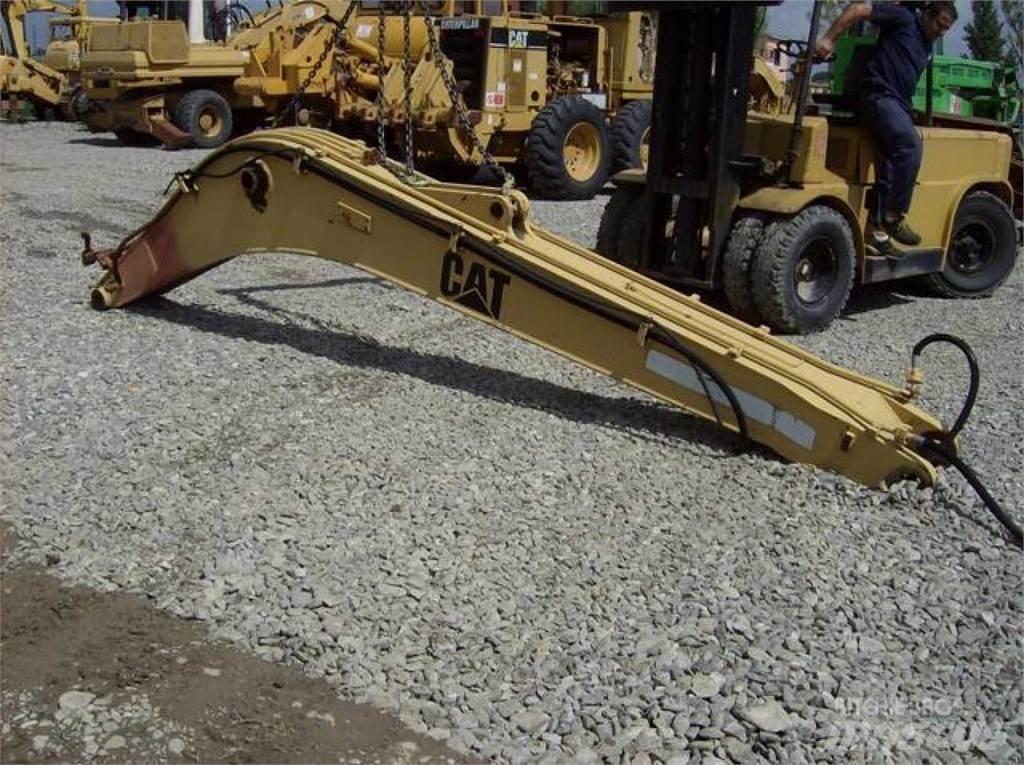 CAT 212 Chassis and suspension