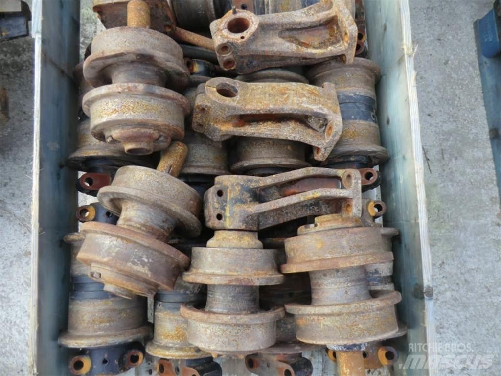 CAT 231D Tracks, chains and undercarriage