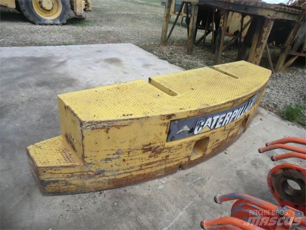CAT 231D Chassis and suspension