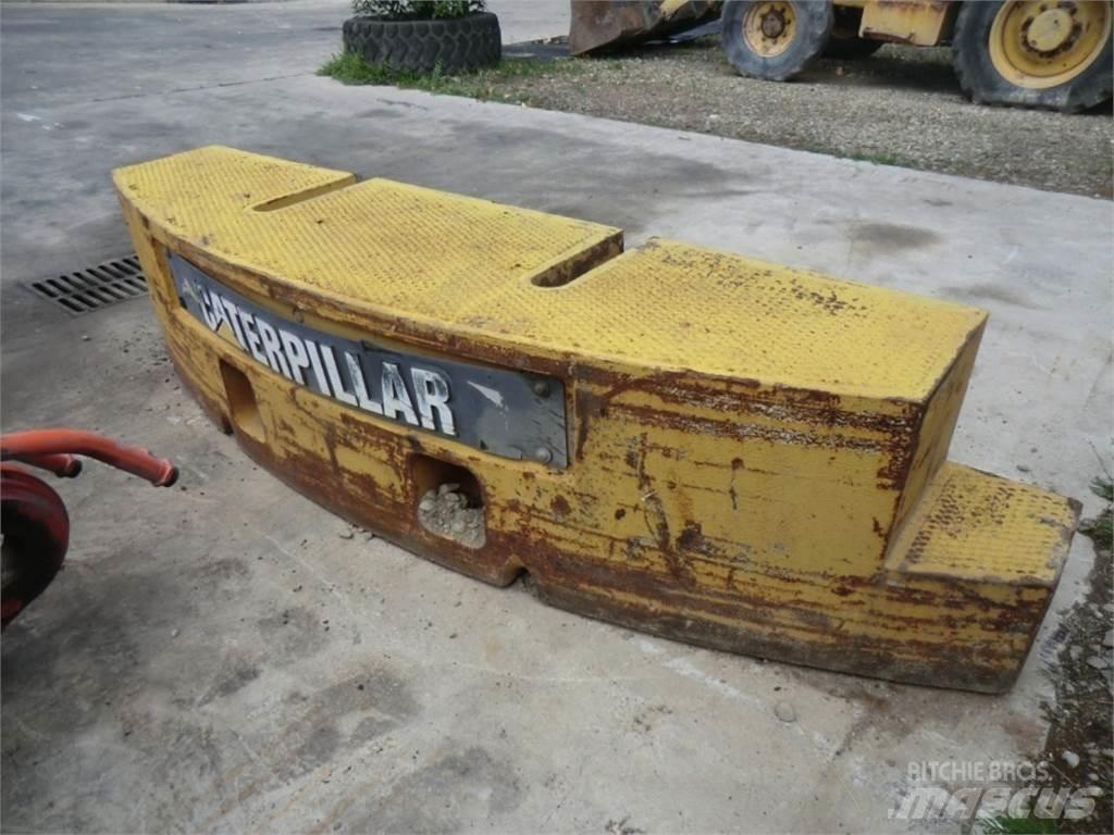 CAT 231D Chassis and suspension
