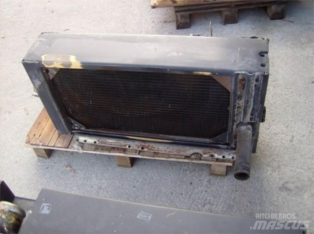 CAT 5080 Chassis and suspension