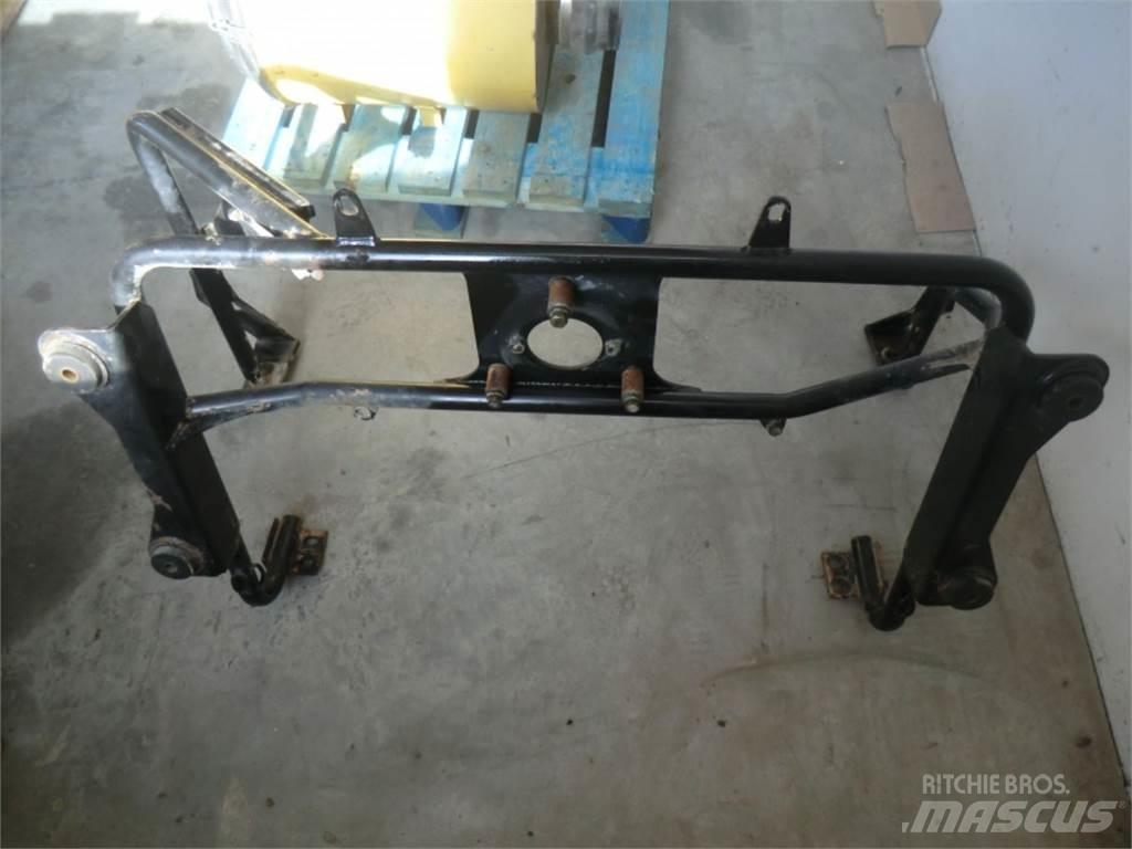 CAT 735 Chassis and suspension