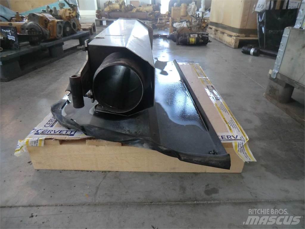 CAT 735 Chassis and suspension