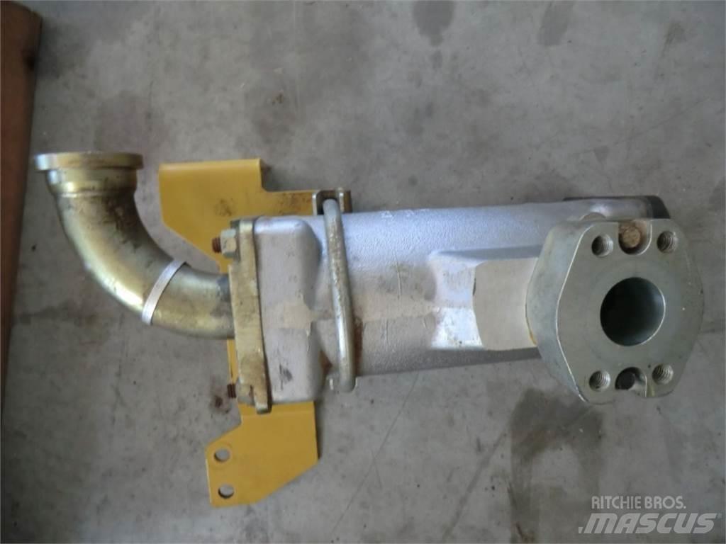CAT 735 Chassis and suspension