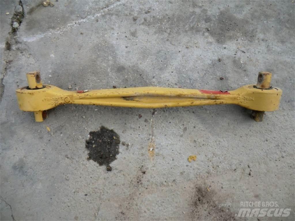 CAT 735 Tracks, chains and undercarriage