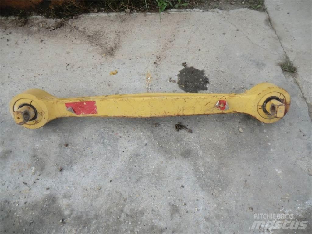 CAT 735 Tracks, chains and undercarriage