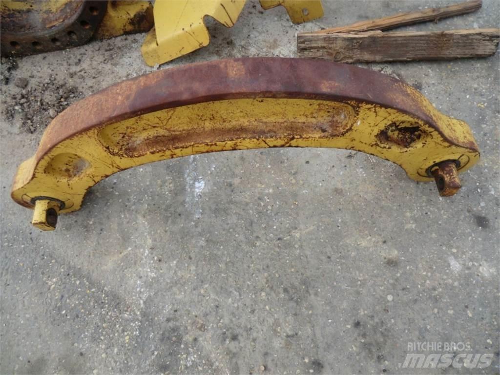CAT 735 Tracks, chains and undercarriage