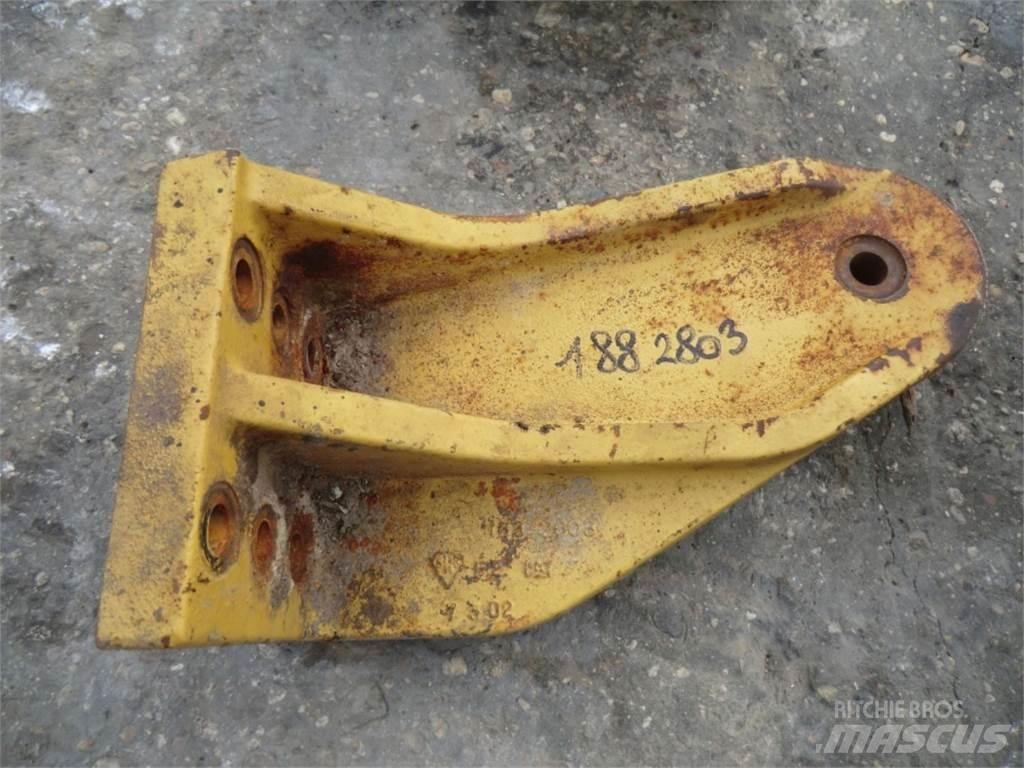 CAT 735 Chassis and suspension