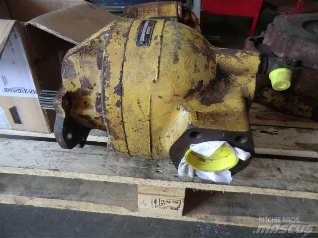 CAT 928G Chassis and suspension