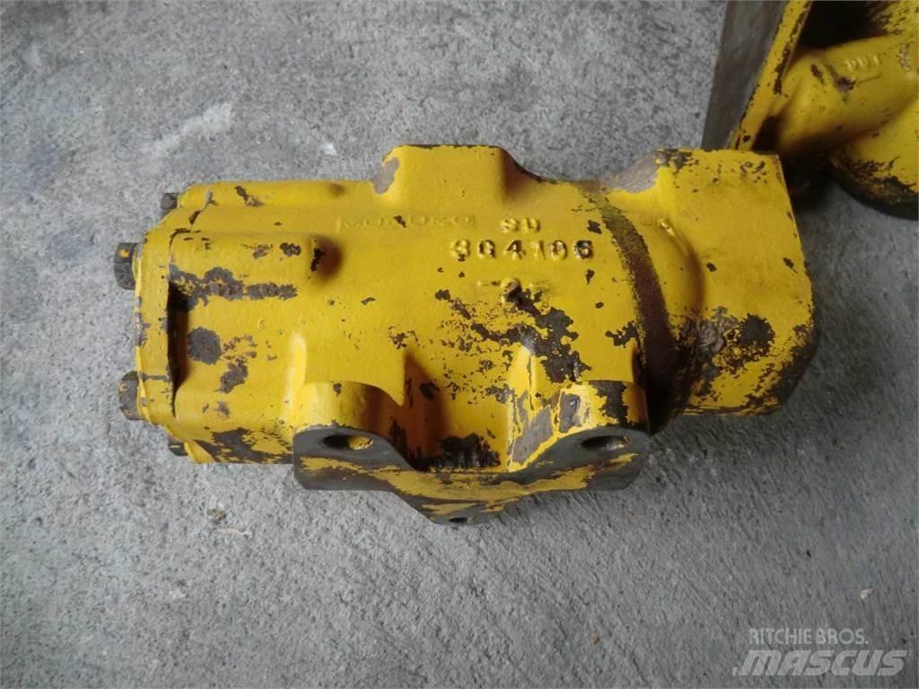CAT 950H Chassis and suspension