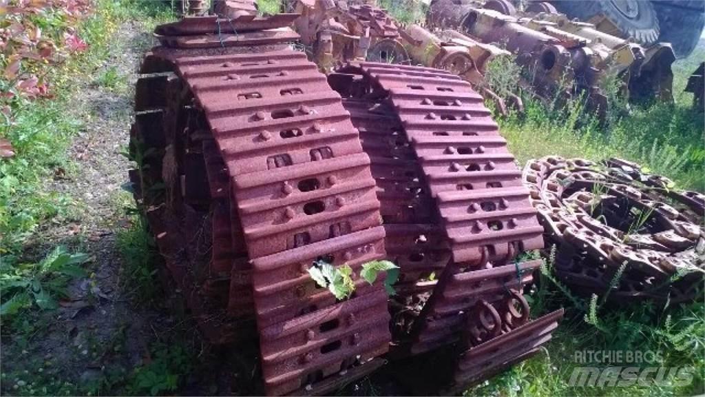 CAT 953 Tracks, chains and undercarriage