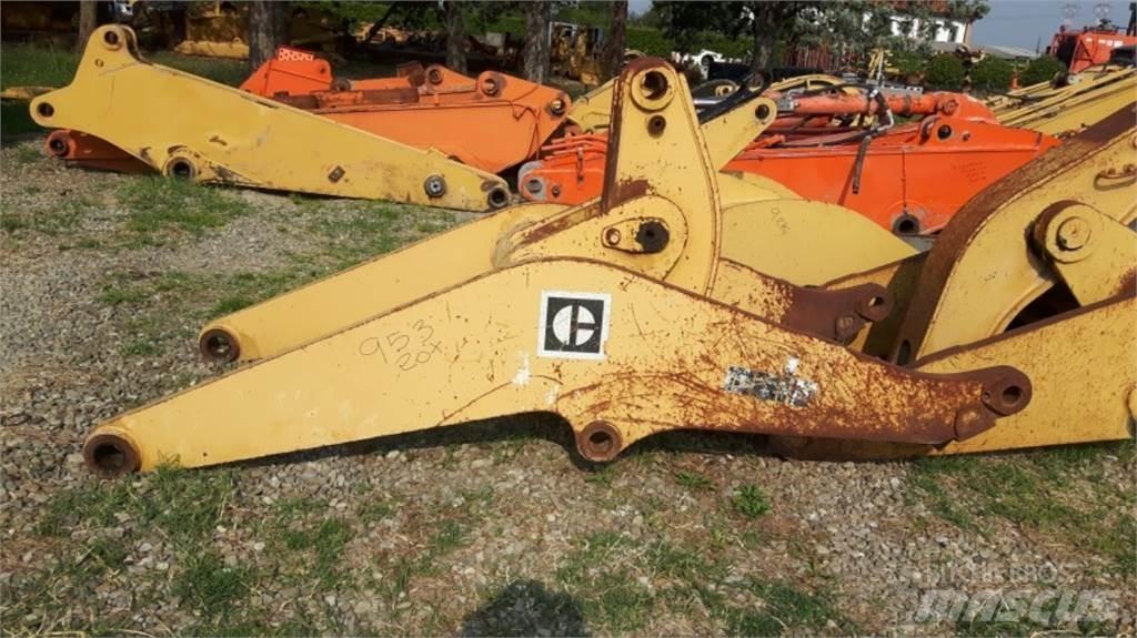 CAT 953 Chassis and suspension