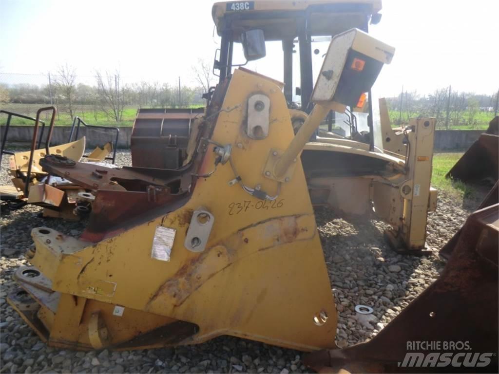 CAT 962H Chassis and suspension