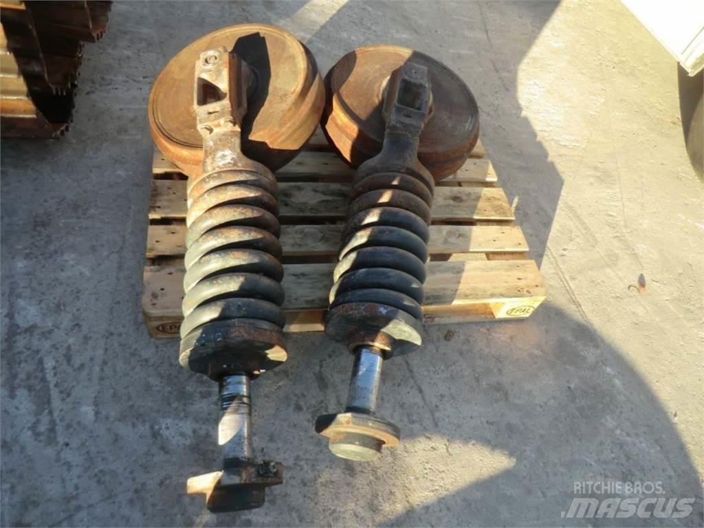 CAT 988F Chassis and suspension
