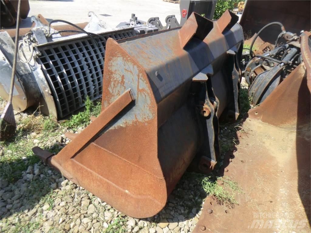 CAT 988G Chassis and suspension