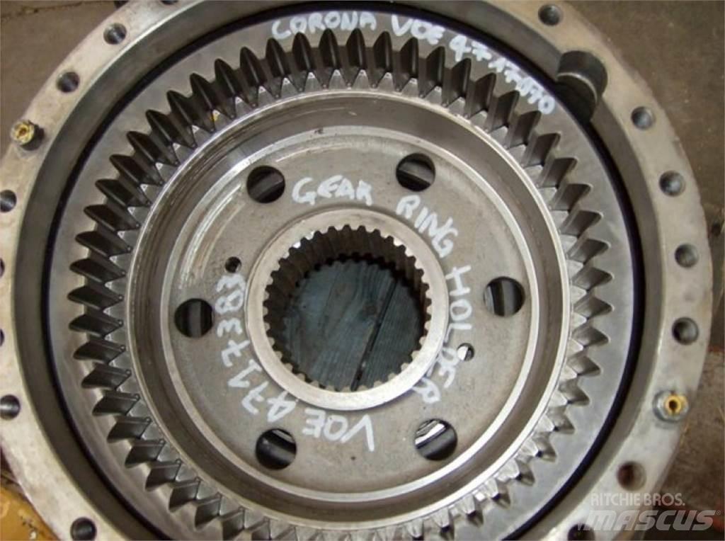 CAT 988G Chassis and suspension
