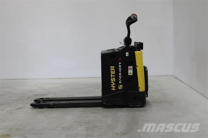 Hyster P2.0S Low lift with platform