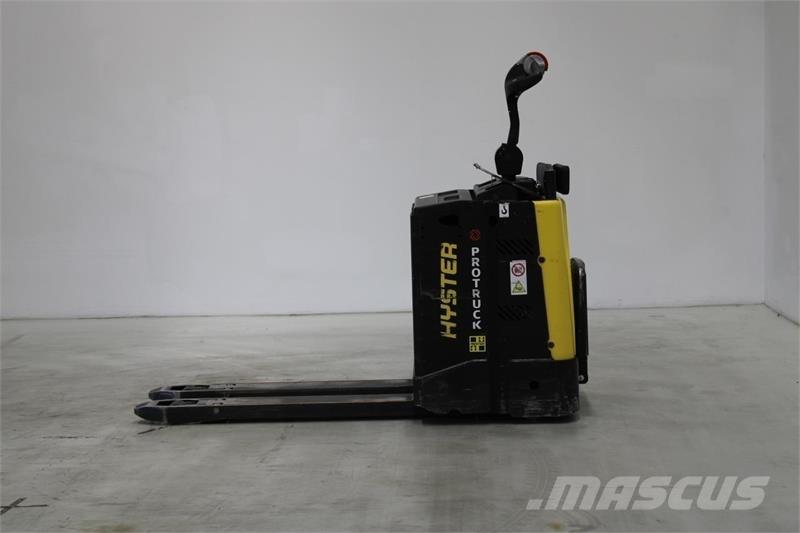 Hyster P2.0S Low lift with platform