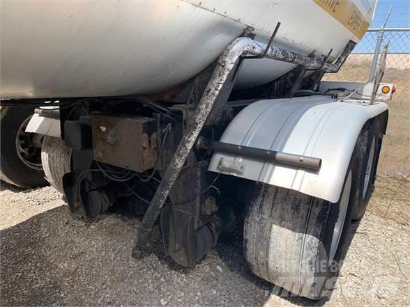 Etnyre STEEL 7,500 Tanker semi-trailers