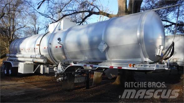 Polar ACX8 8,400 Tanker semi-trailers
