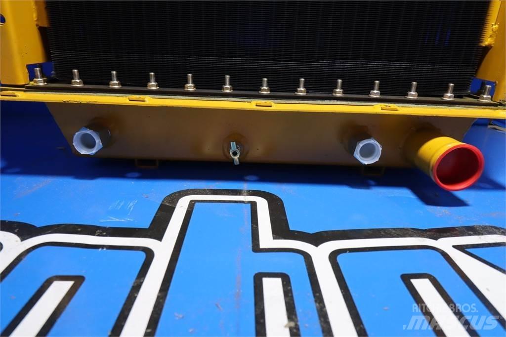 CAT D4H Radiators