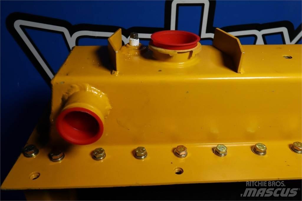 CAT D4H Radiators