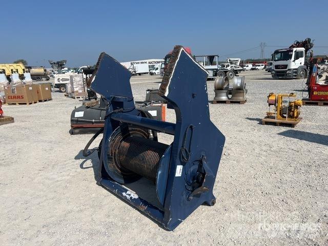  Winch Hoists and material elevators