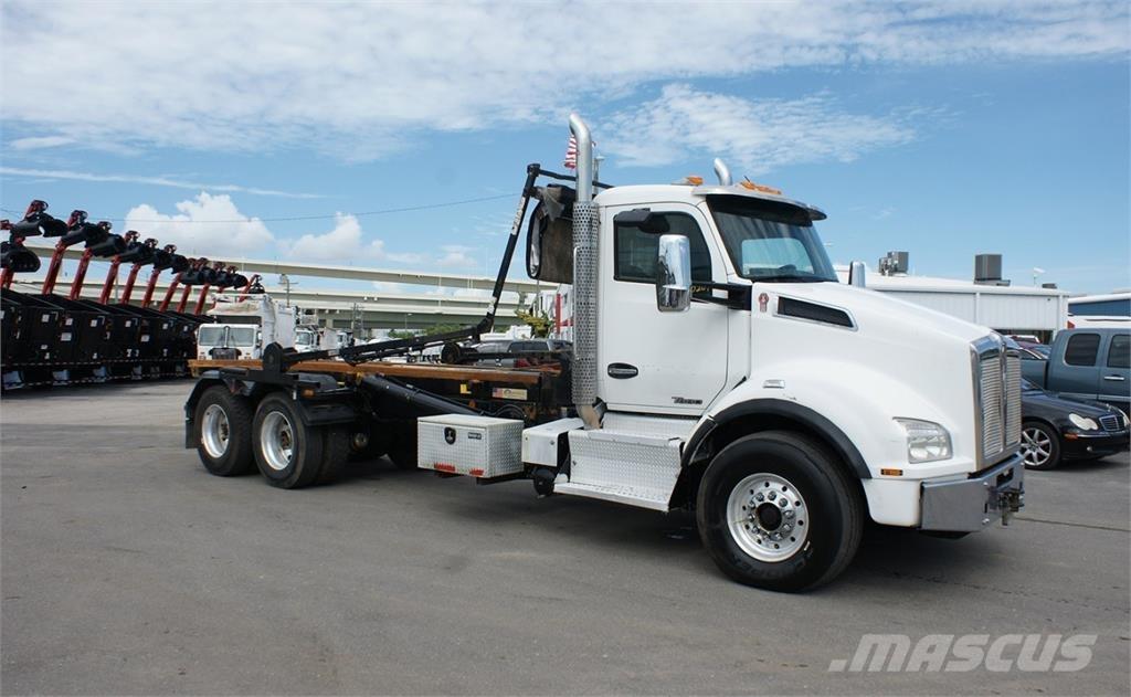 Kenworth T880 Demountable trucks