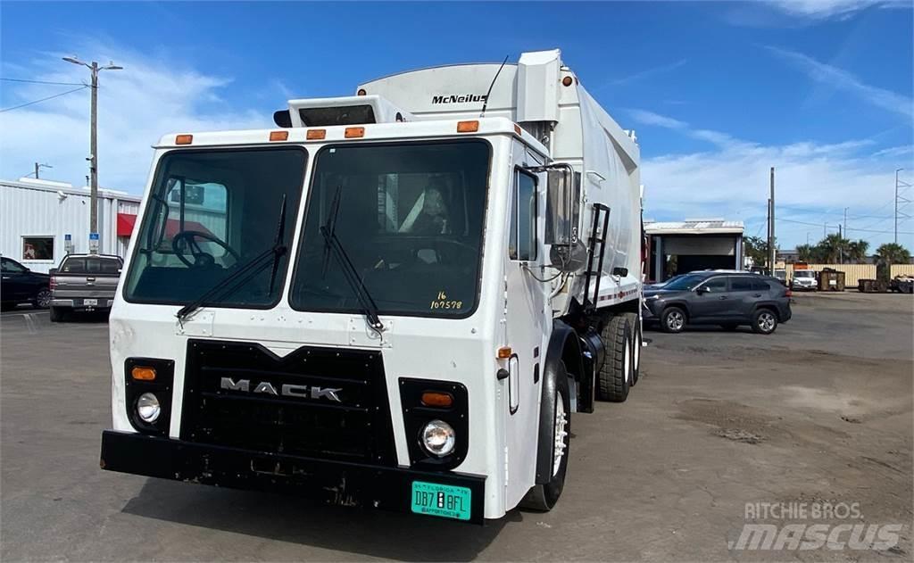 Mack LEU613 Waste trucks