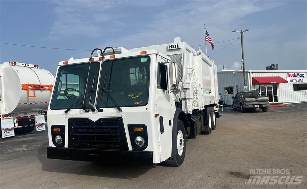 Mack LEU613 Waste trucks