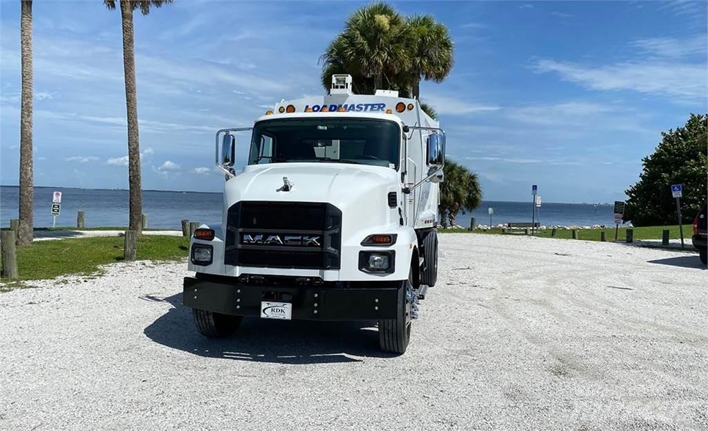 Mack MD6 Waste trucks