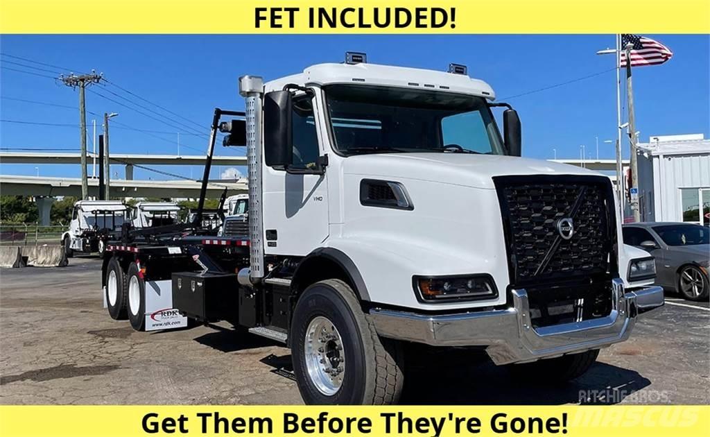 Volvo VHD Demountable trucks