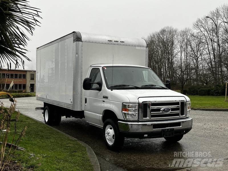 Ford Econoline Panel vans