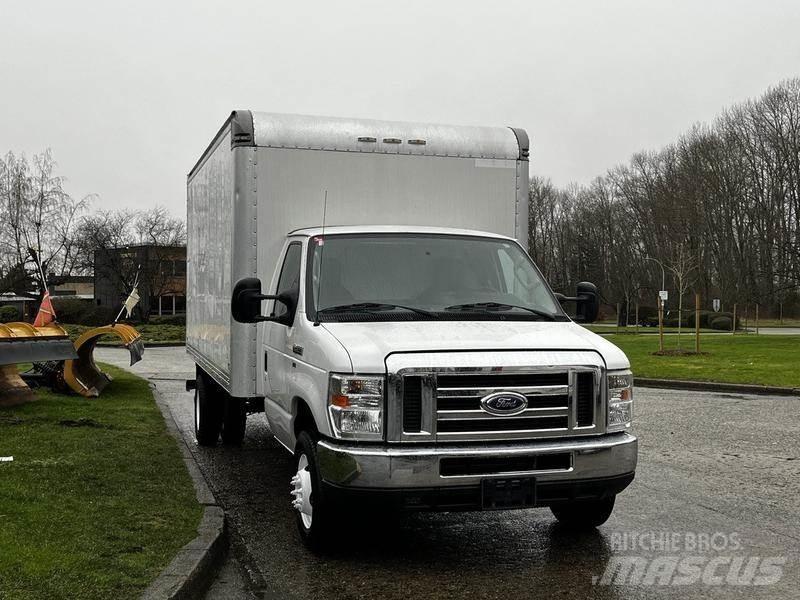 Ford Econoline Panel vans