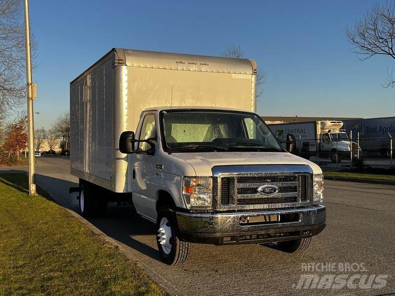 Ford Econoline Panel vans