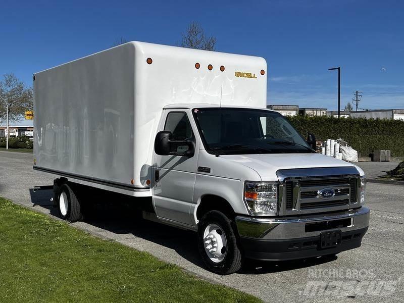 Ford Econoline Panel vans