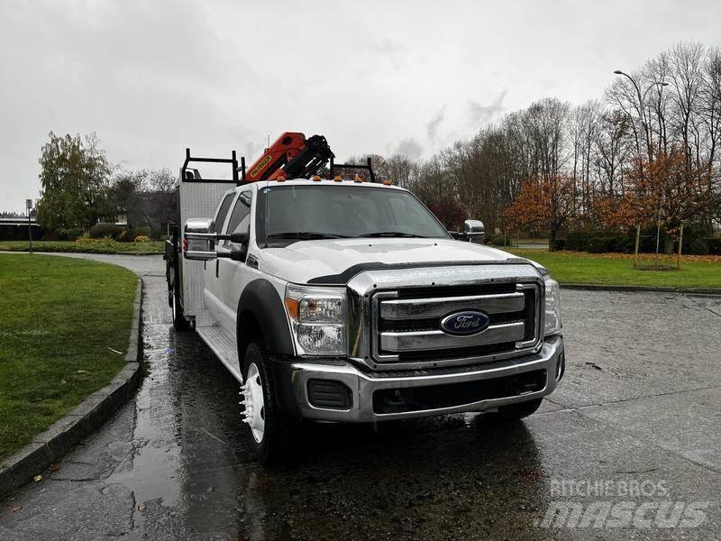 Ford F-550 Truck mounted cranes