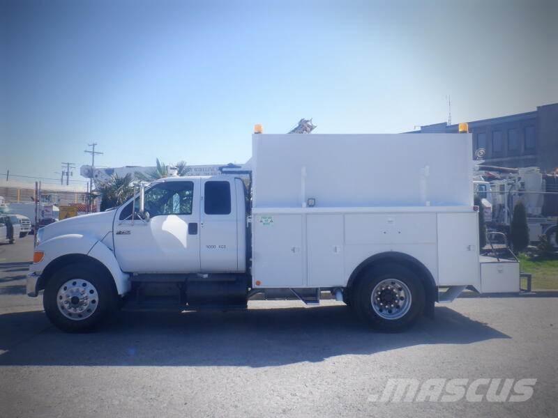 Ford F-750 Municipal / general purpose vehicles