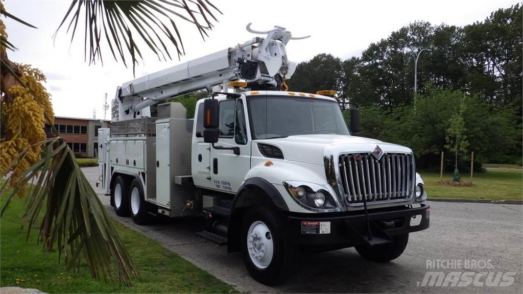 International 7400 Other trucks