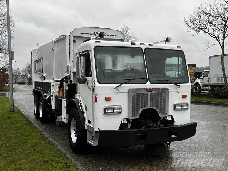 Peterbilt 320 Waste trucks