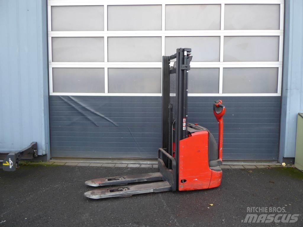 Linde L12L Pedestrian stacker