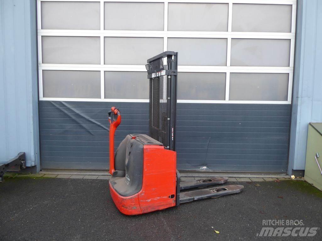 Linde L12L Pedestrian stacker