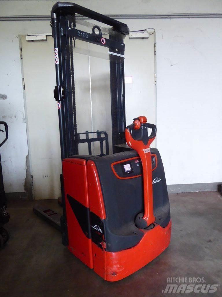 Linde L14 Pedestrian stacker