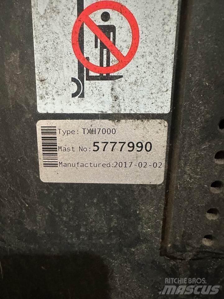 BT RRE 140 Reach truck