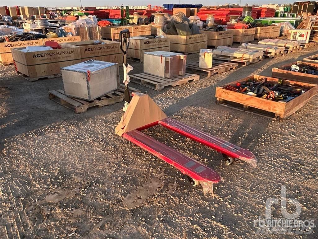 5500 lb Pallet racks