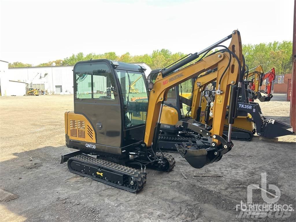 AGT QNT30 Mini excavators < 7t (Mini diggers)