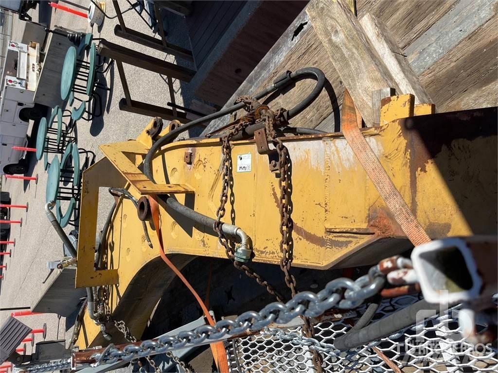 CAT 314 Booms and arms