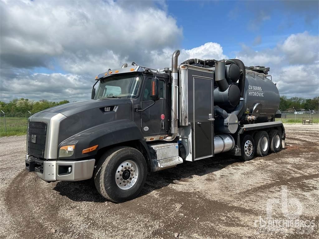 CAT CT660 Commercial vehicle
