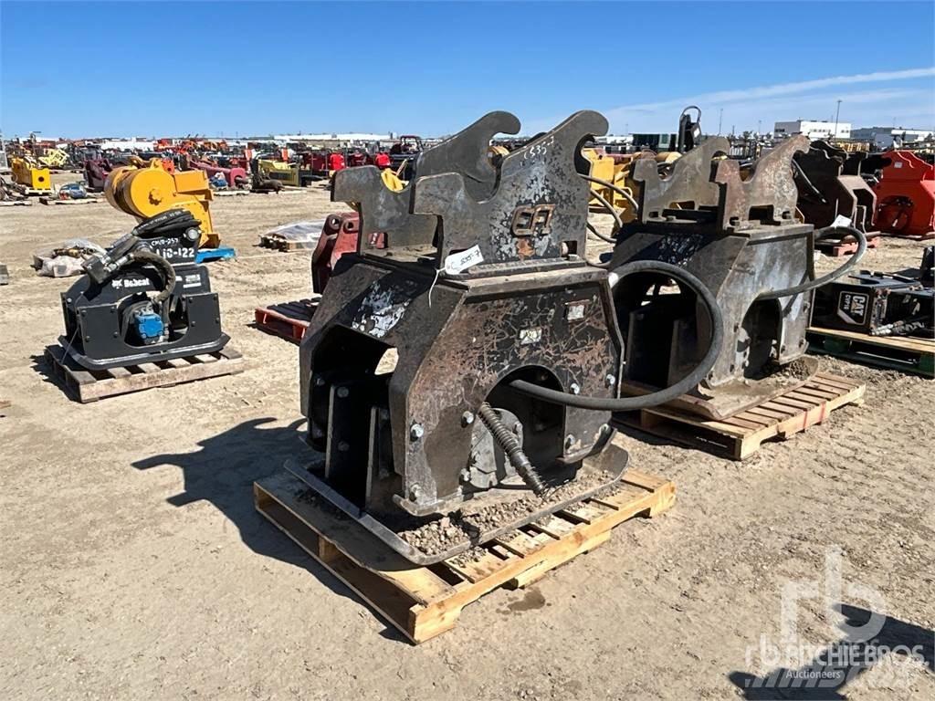 CAT CVP75 Plate compactors