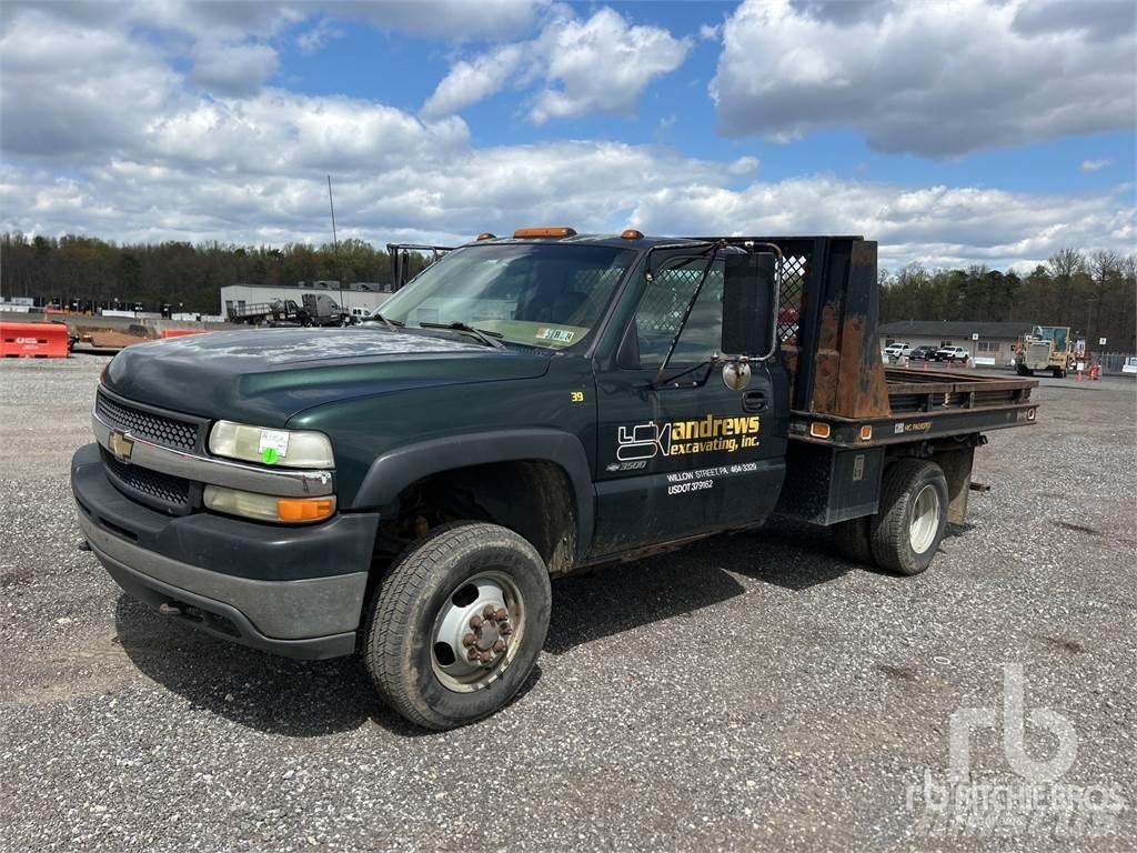 Chevrolet 3500 Flatbed / Dropside trucks